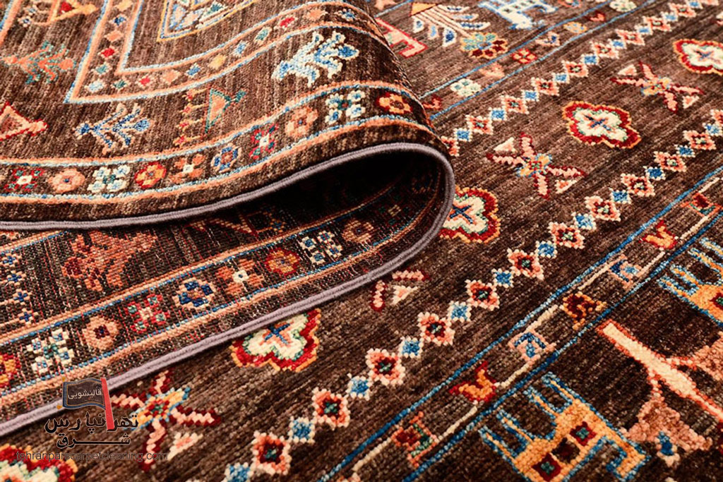 تأثیر تا زدن و جابه‌جایی اشتباه فرش بر بافت و رنگ آن