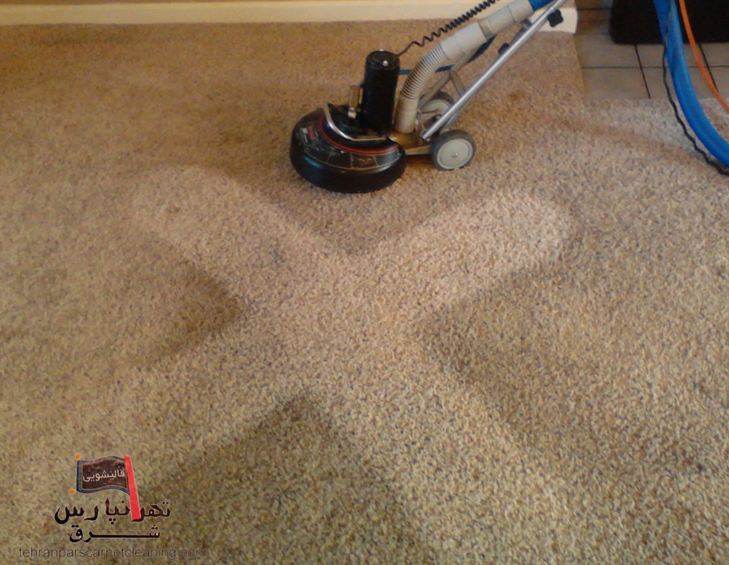 تأثیر نور مستقیم خورشید بر رنگ فرش